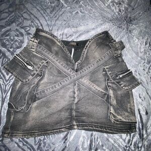 V-waist Buckle Flap Pocket Denim Cargo Skirt